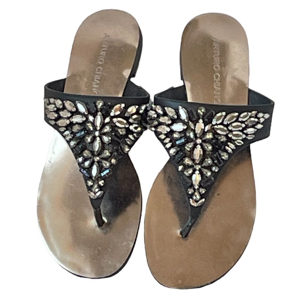 Arturo Chiang Black Leather Flip Flop Sandal with Rhinestone Embellishment   7